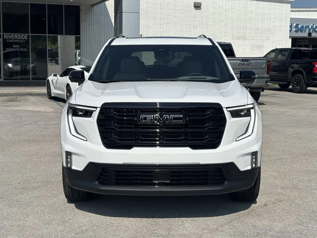 New 2026 Summit White GMC Elevation image 5
