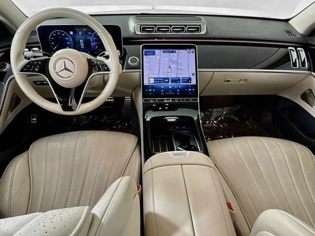 Used 2023 Gray Mercedes-Benz S 500 image 24