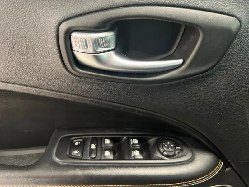Used 2020 Gray Jeep Latitude image 19