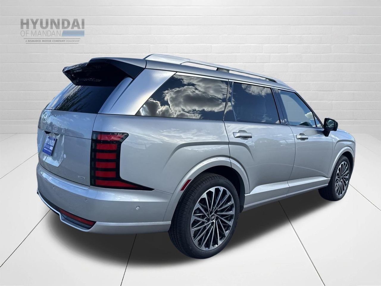 New 2027 Silver Hyundai Calligraphy image 54