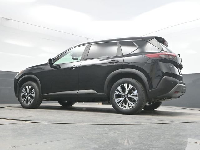 Used 2023 Black Nissan SV image 29