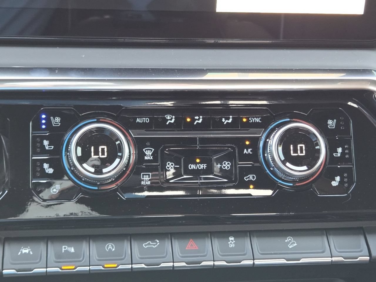 New 2026 Onyx Black GMC Denali Ultimate image 36