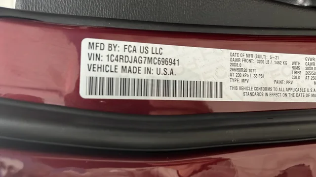 Used 2021 Red Dodge SXT Plus image 28