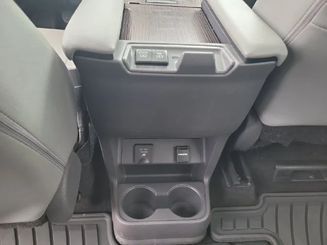 Certified Used 2021  Toyota XLE image 18