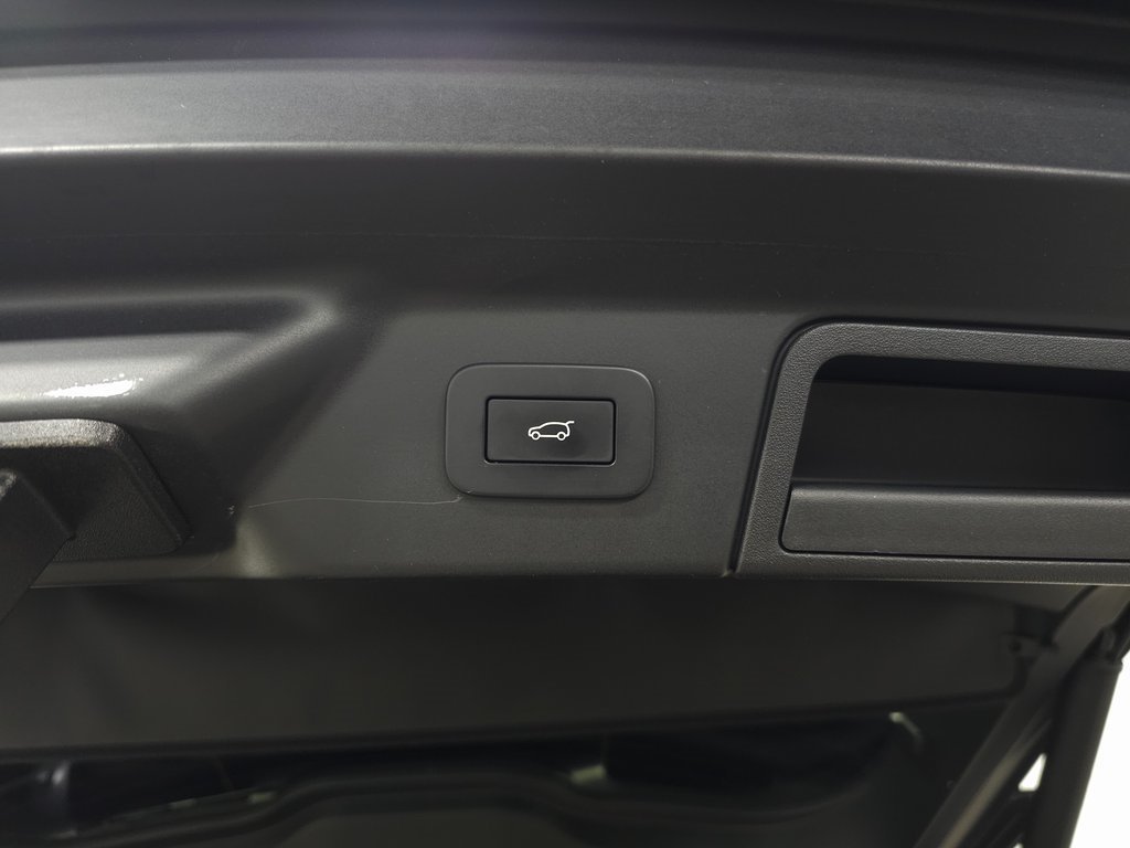 2023 LAND ROVER RANGE ROVER VELAR - Image 6