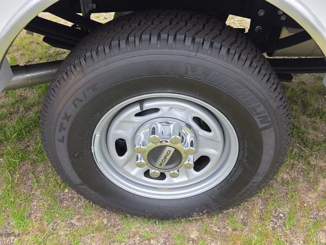 2026 Ford F-250 Super Duty XL - Photo 9