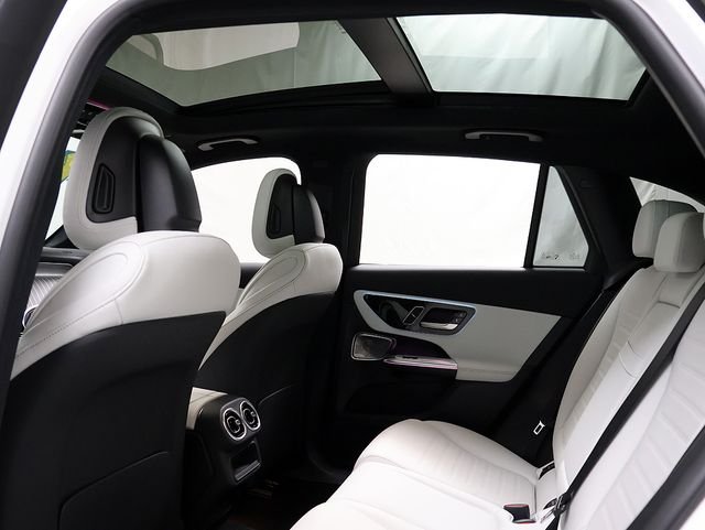 Certified Used 2026 Polar White Mercedes-Benz GLC 300 image 12