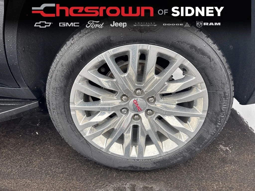 Used 2023 Black GMC SLT image 10