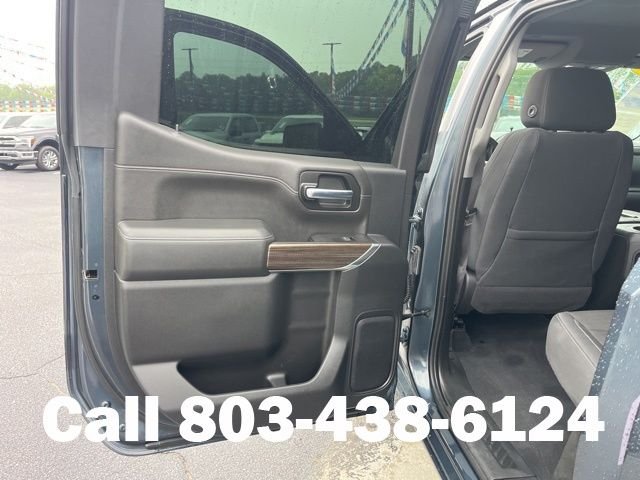 Used 2020 Gray Chevrolet RST image 9