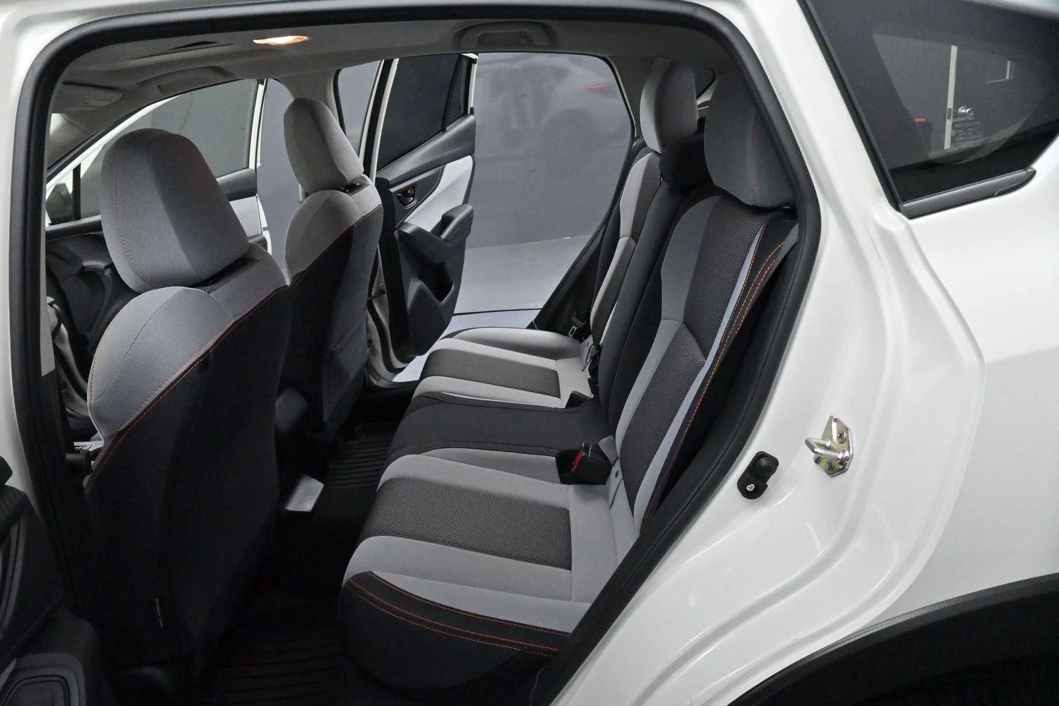 Used 2023 Crystal White Pearl Subaru Premium image 26