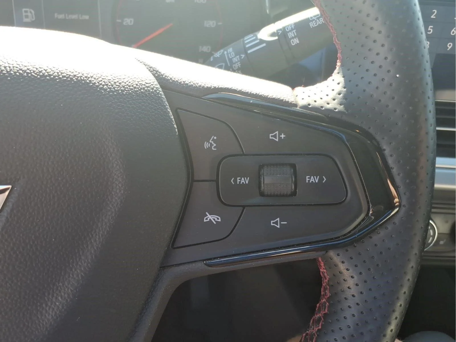 Used 2024 Sterling Gray Metallic Chevrolet 1RS image 21