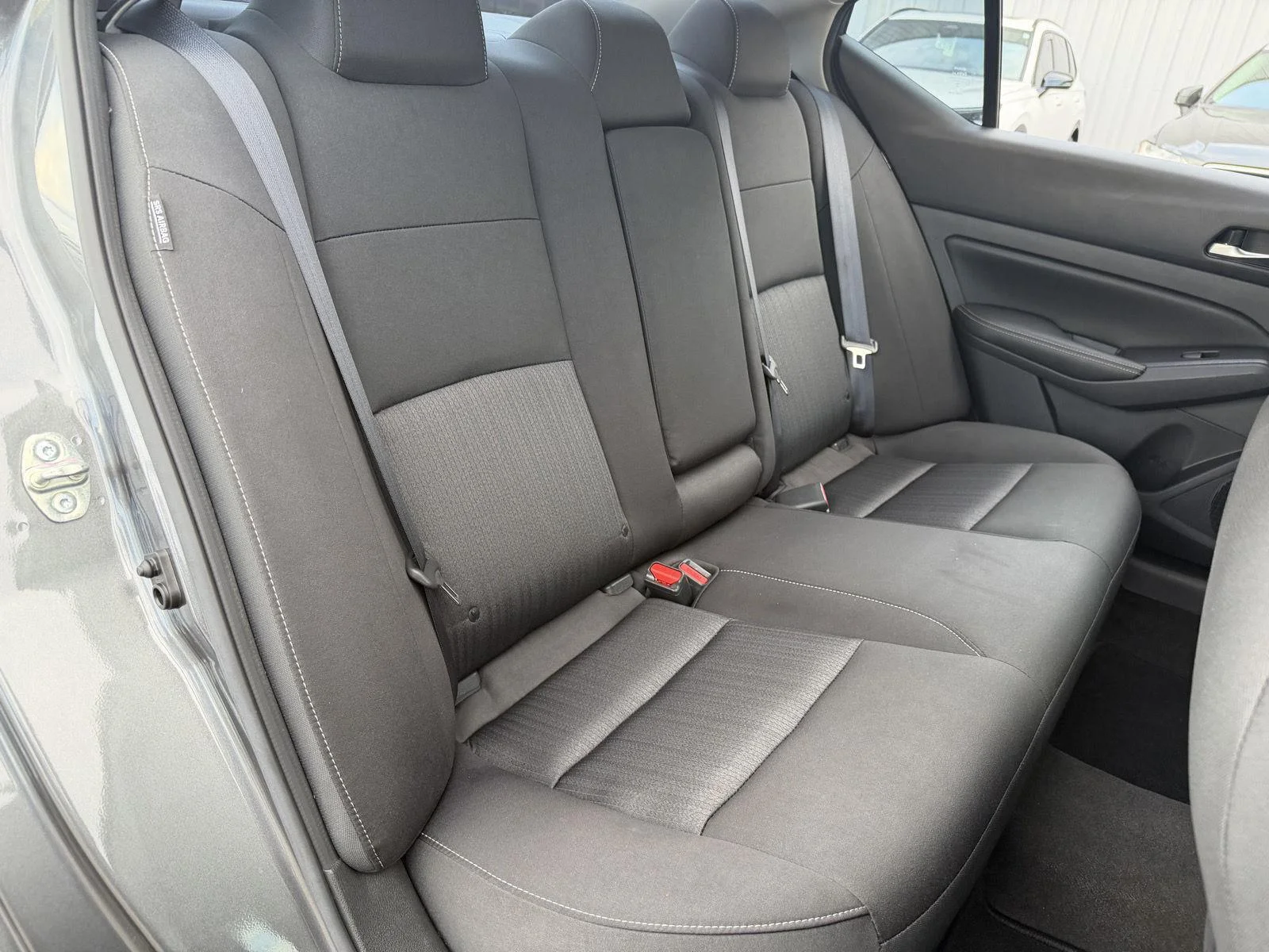Used 2022 Gun Metallic Nissan 2.5 SV image 20