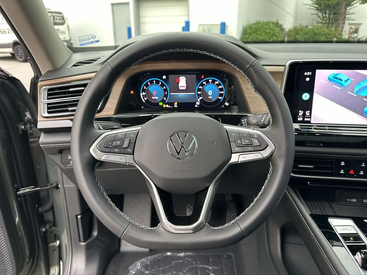 New 2026 Green Volkswagen 2.0T SE w/Technology image 16