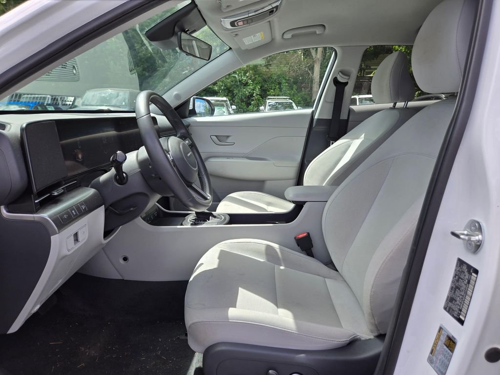 Used 2024 Atlas White Hyundai SEL image 20