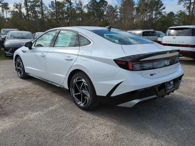 New 2026 White Hyundai SEL Sport image 7