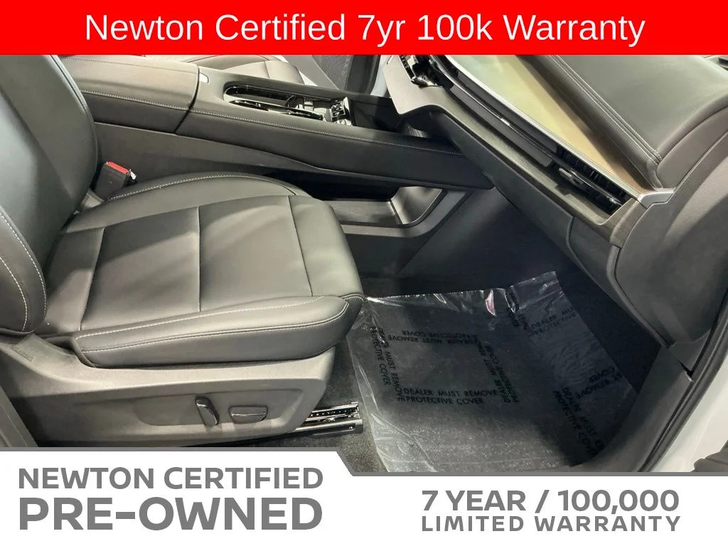 Certified Used 2025 White Pearl Nissan SL image 22
