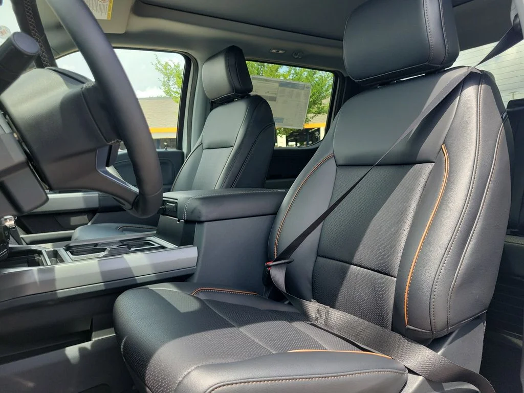 New 2026 Star White Metallic Tri-Coat Ford F-250® Lariat® image 17