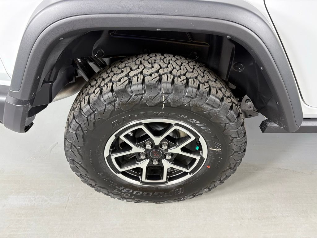 New 2026 Bright White Clearcoat Jeep Rubicon image 10