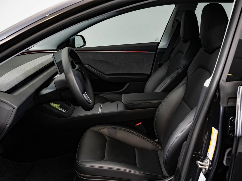 Used 2024 Stealth Gray Tesla  image 19