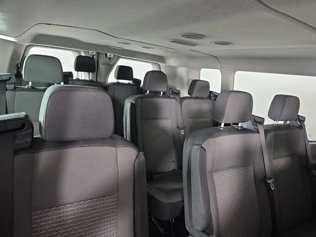 Used 2024 Oxford White Ford XLT image 27