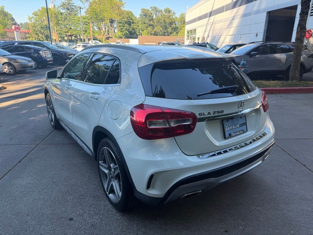 Used 2017  Mercedes-Benz GLA 250 image 6