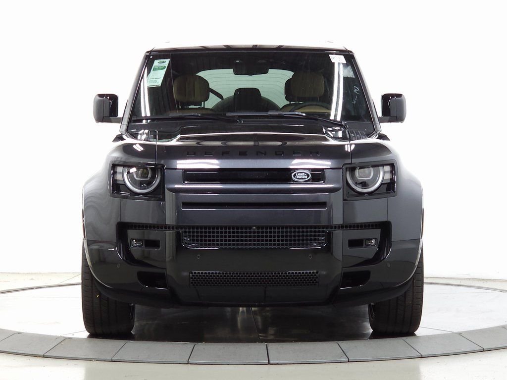 Used 2026 Carpathian Grey Premium Metallic Land Rover V8 image 8