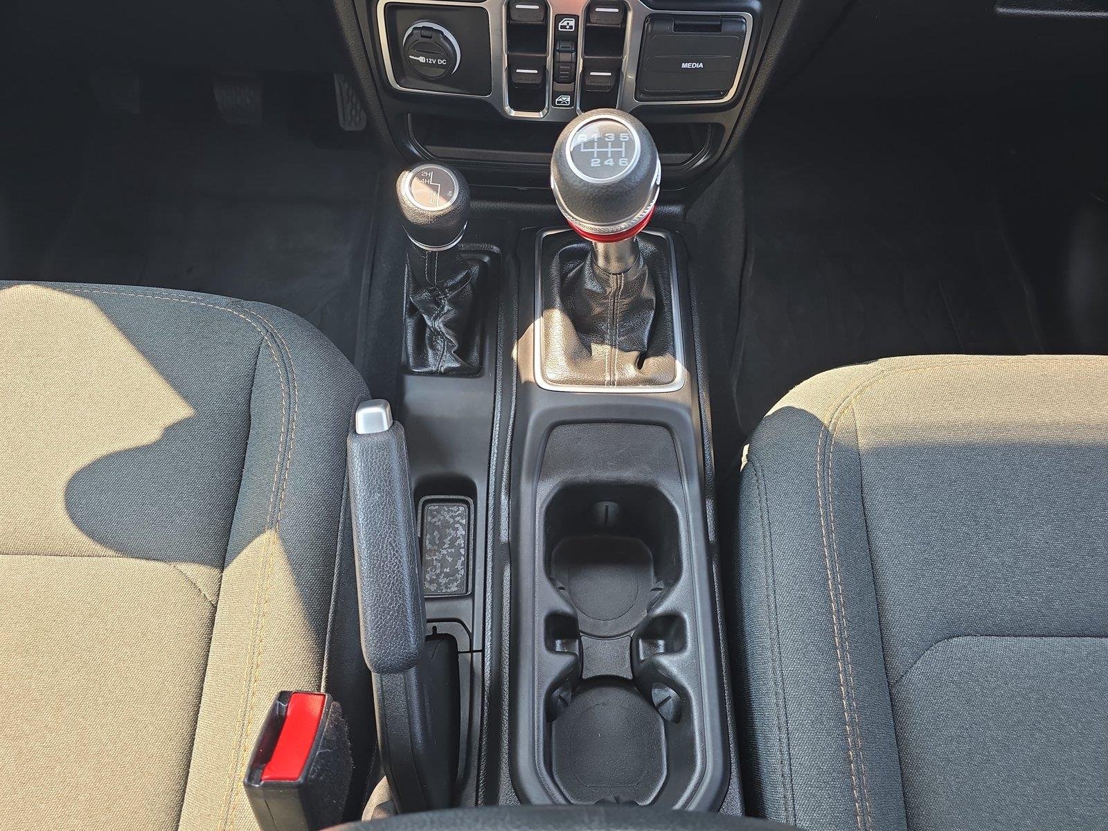 Used 2024 Sarge Green Clearcoat Jeep Sport S image 14