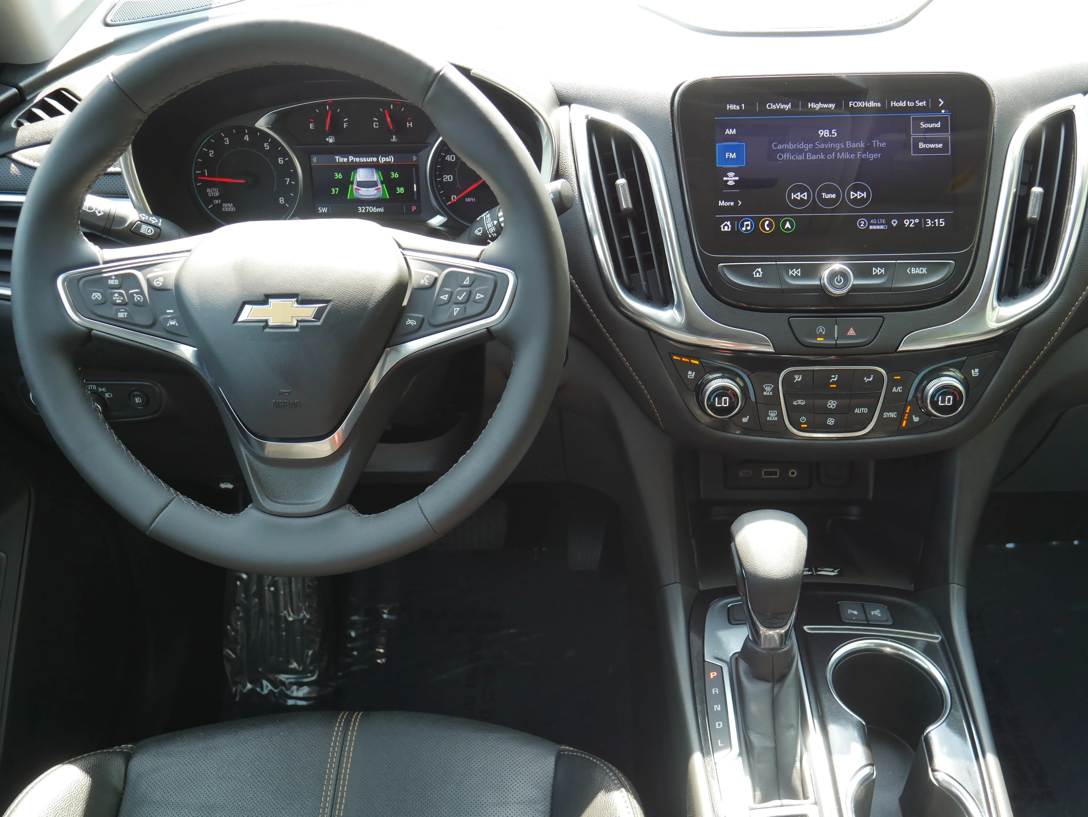 2024 Chevrolet Equinox Premier - Photo 17