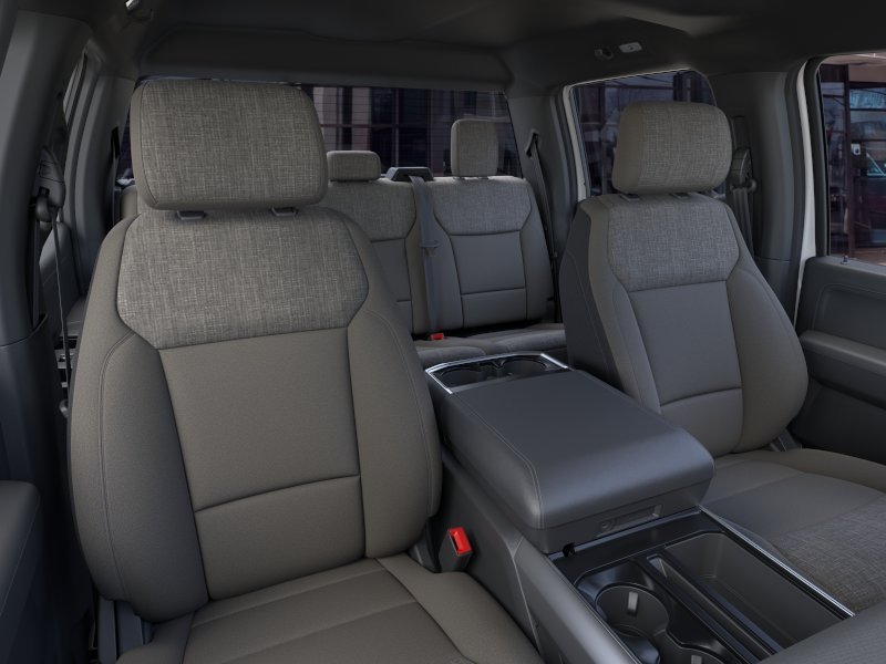 New 2026 Oxford White Ford XLT image 10