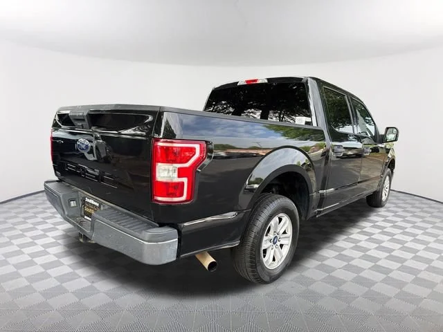 Used 2020 Black Ford XL image 5