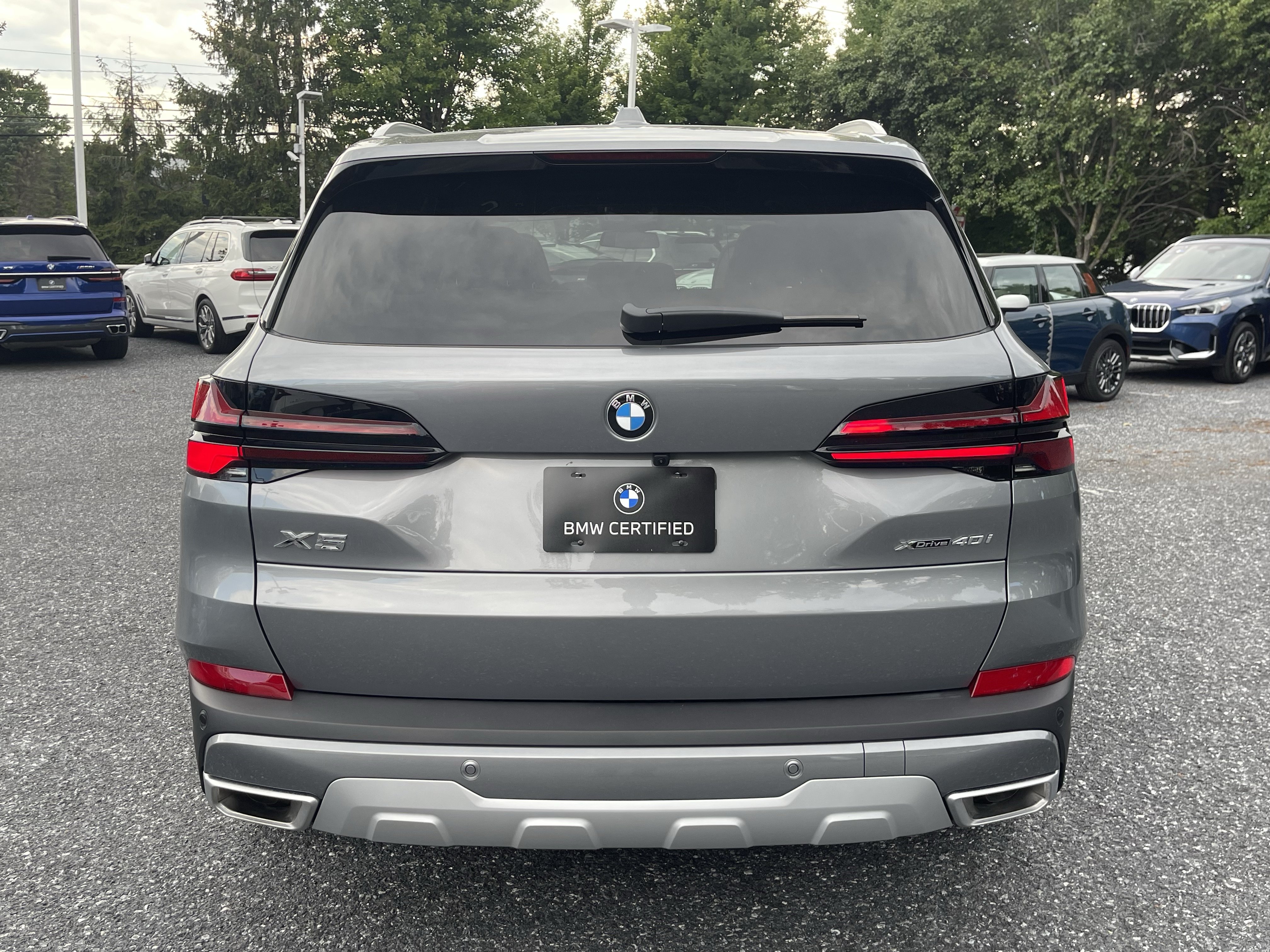 Certified Used 2025 Skyscraper Grey Metallic BMW xDrive40i image 7