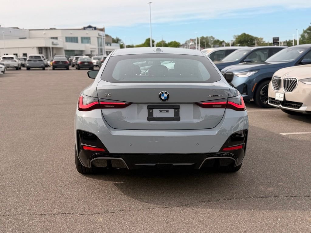 New 2026 Brooklyn Grey Metallic BMW xDrive40 image 4