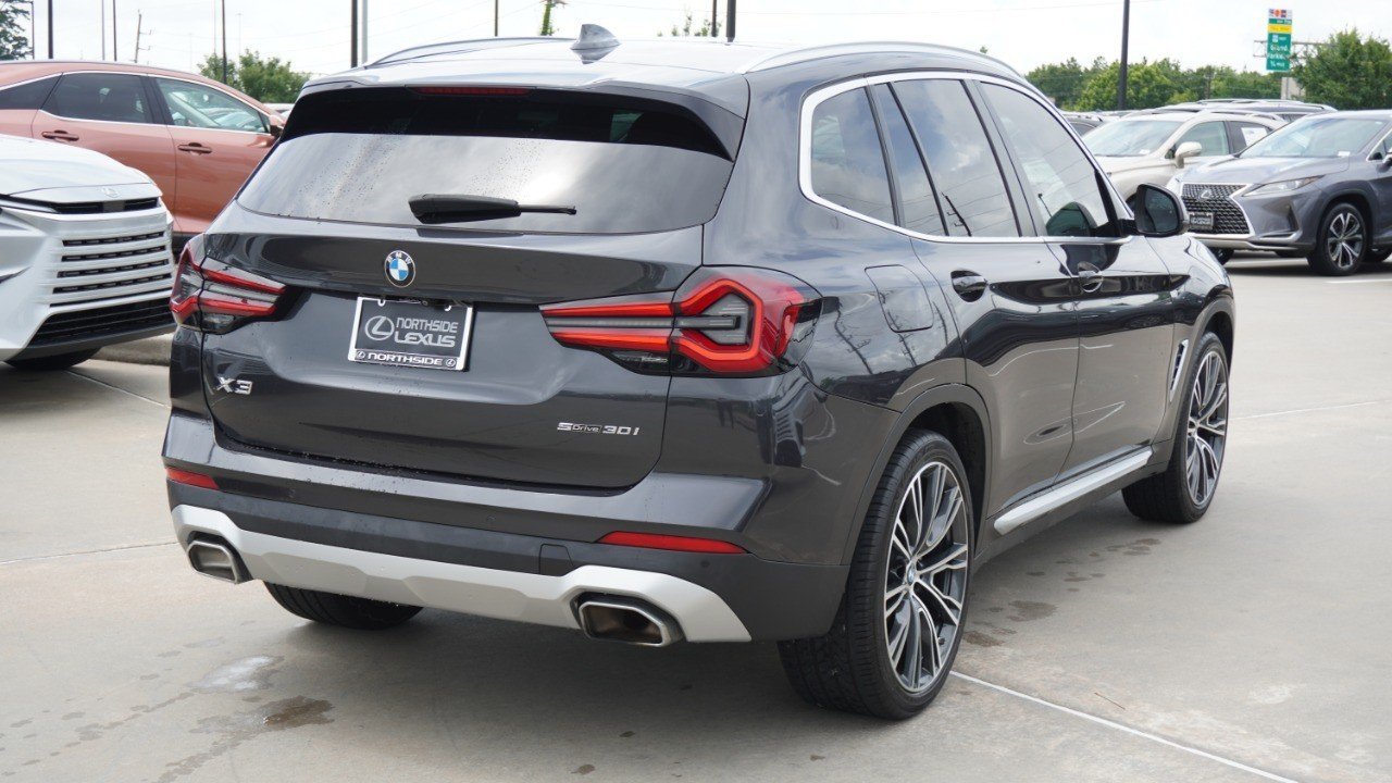 Used 2022 Gray BMW sDrive30i image 6