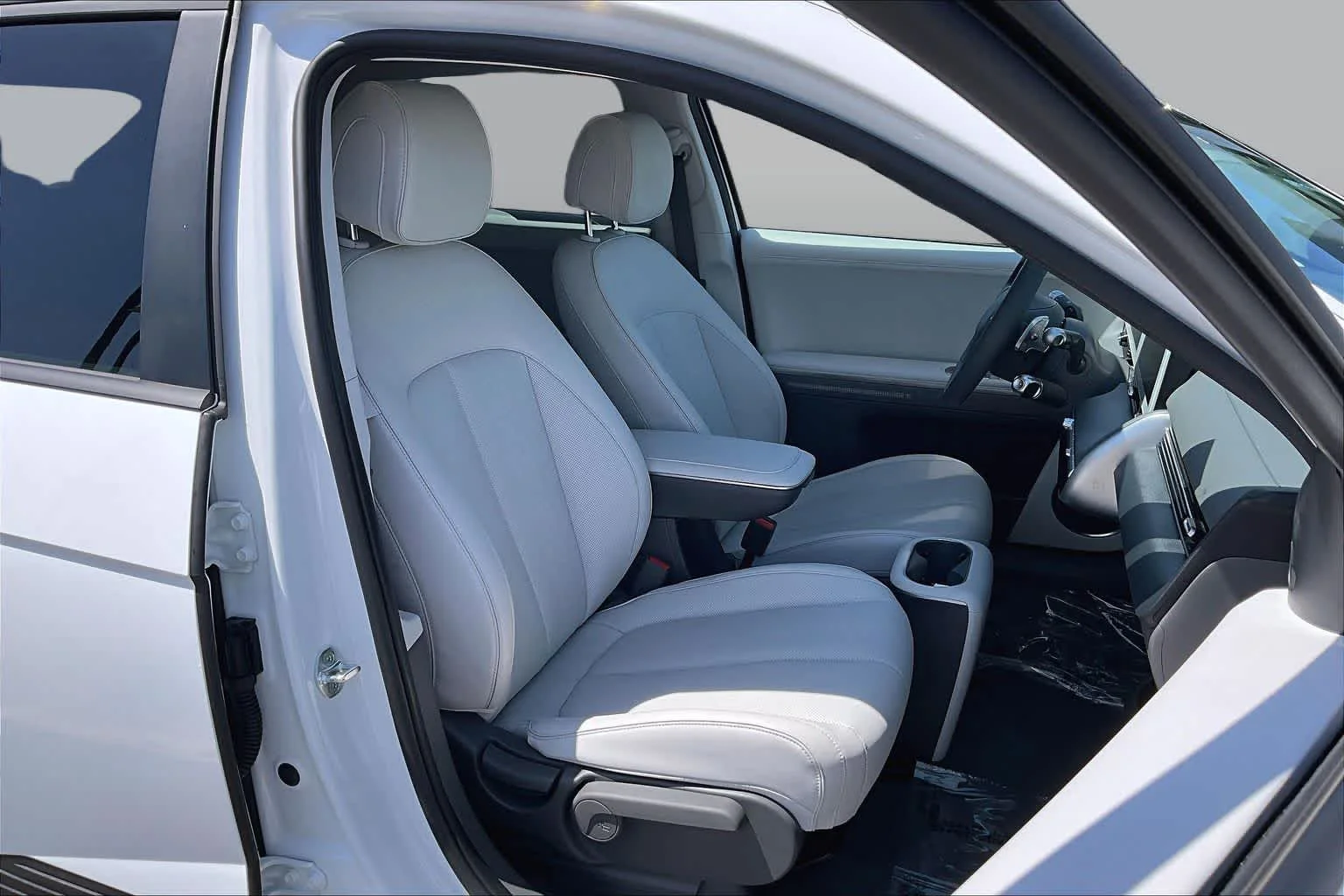 Used 2022 Atlas White Hyundai SEL image 8