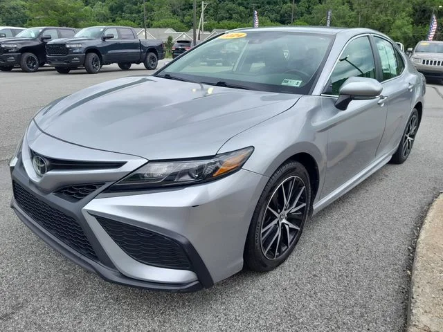 Used 2024 Silver Toyota SE image 5