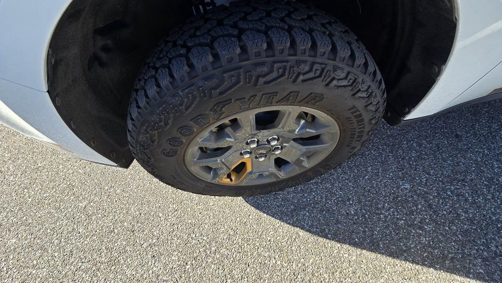 New 2025 White Ford Tremor image 11