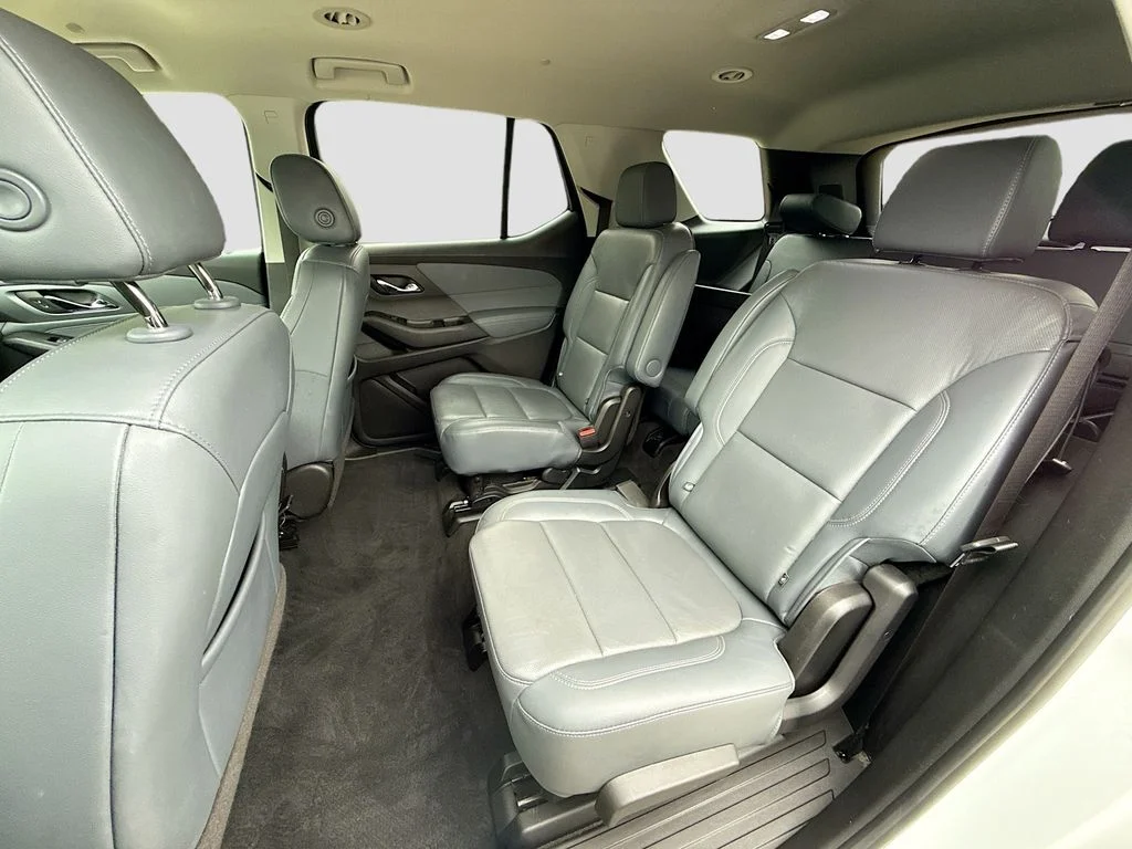 Used 2020 Summit White Chevrolet Premier image 25