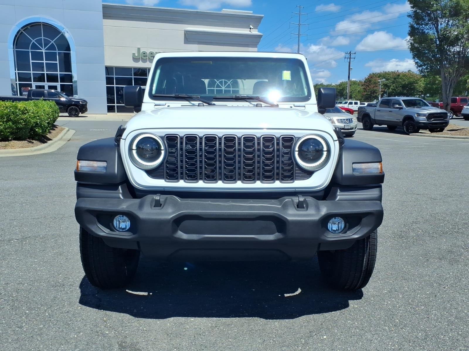 Used 2025 Bright White Clearcoat Jeep Sport image 12