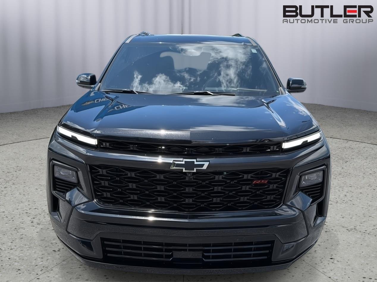 Used 2024 Mosaic Black Metallic Chevrolet FWD RS image 9
