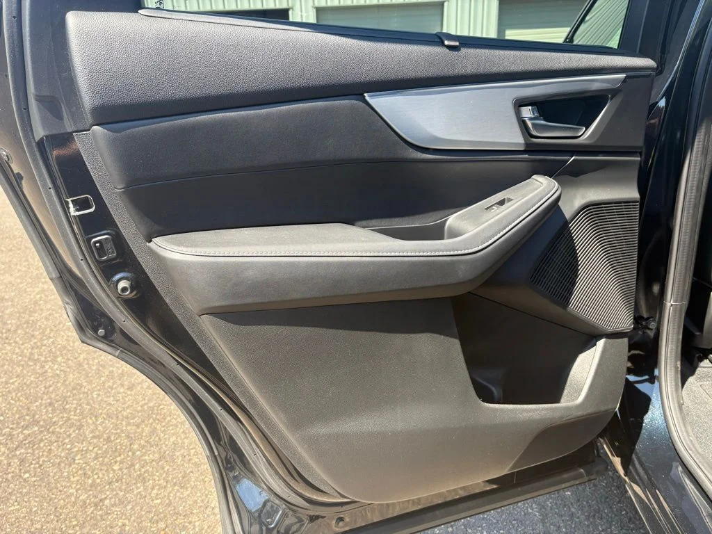 Used 2023  Acura Technology image 12