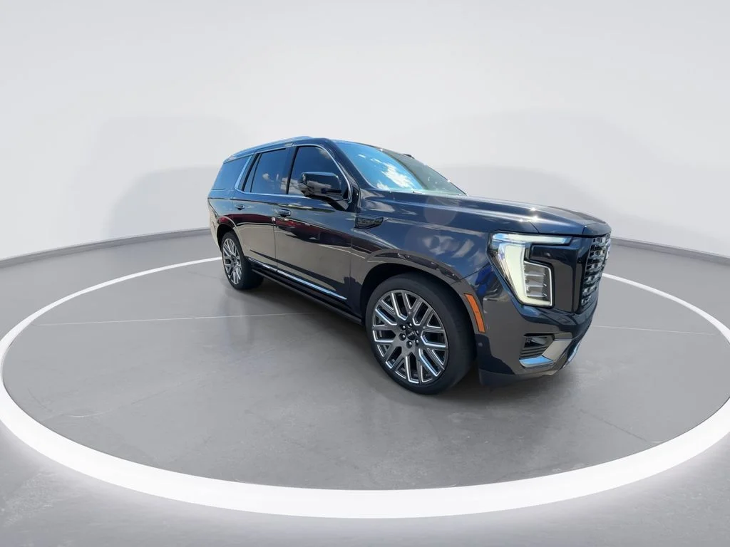 Used 2025 Silver GMC Denali Ultimate image 2