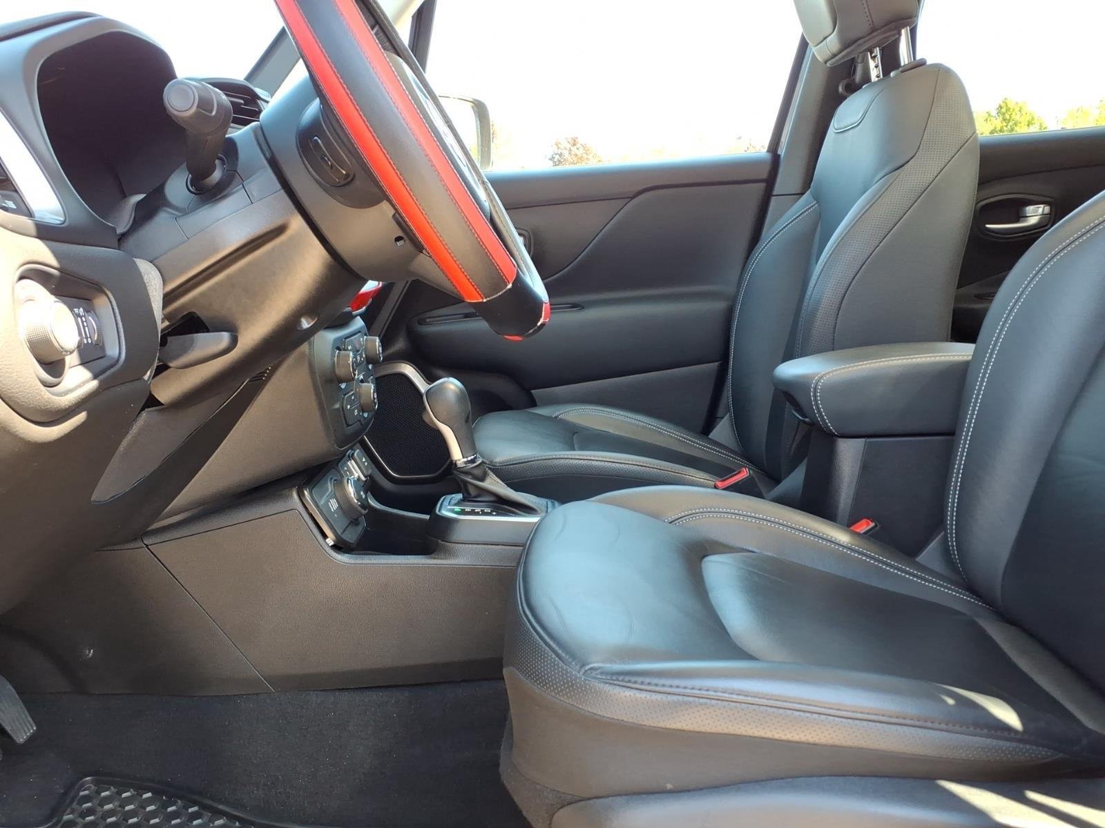 Used 2023 Black Clearcoat Jeep Limited image 20