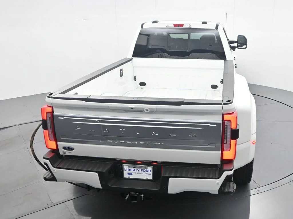 New 2026 Star White Metallic Tri-Coat Ford F-350® Platinum® image 30