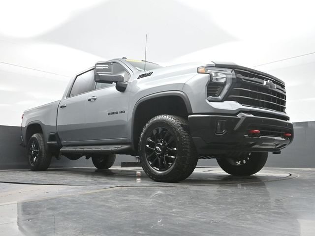Used 2025 Gray Chevrolet LTZ image 23