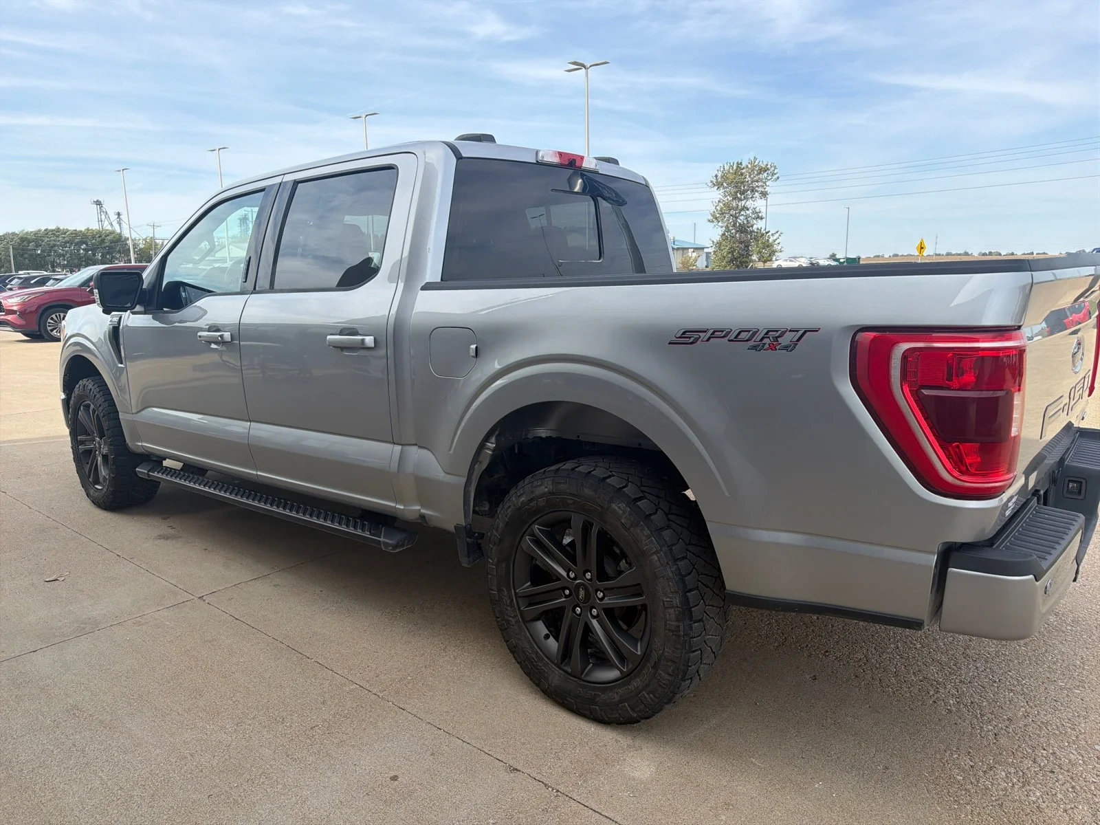 2022 Ford F-150 XLT - Photo 7