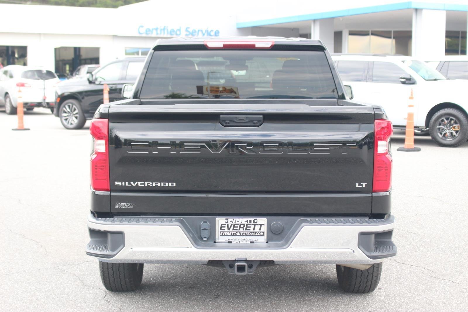 Used 2025 Black Chevrolet LT image 6