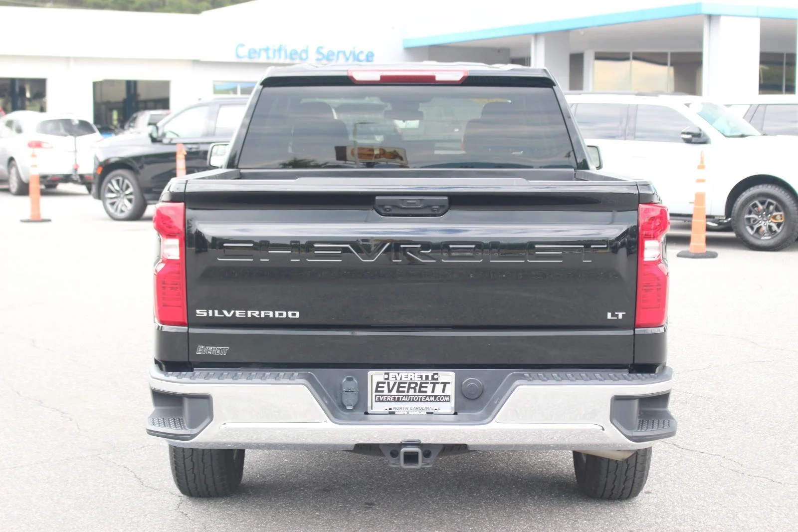 Used 2025 Black Chevrolet LT image 6