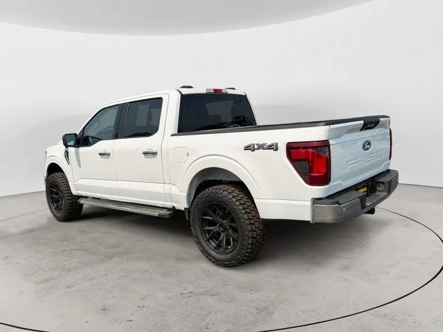 Used 2024 White Ford XLT image 7