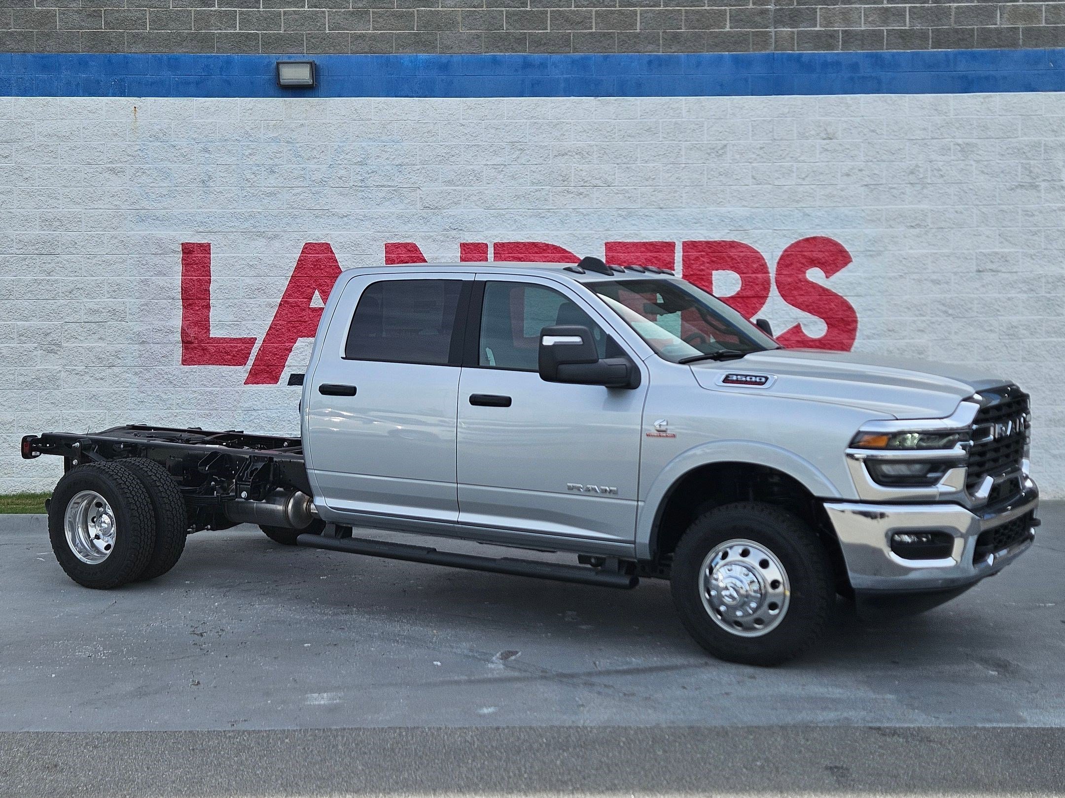 2026 RAM 3500 Big Horn 4X4 Crew Cab's photo