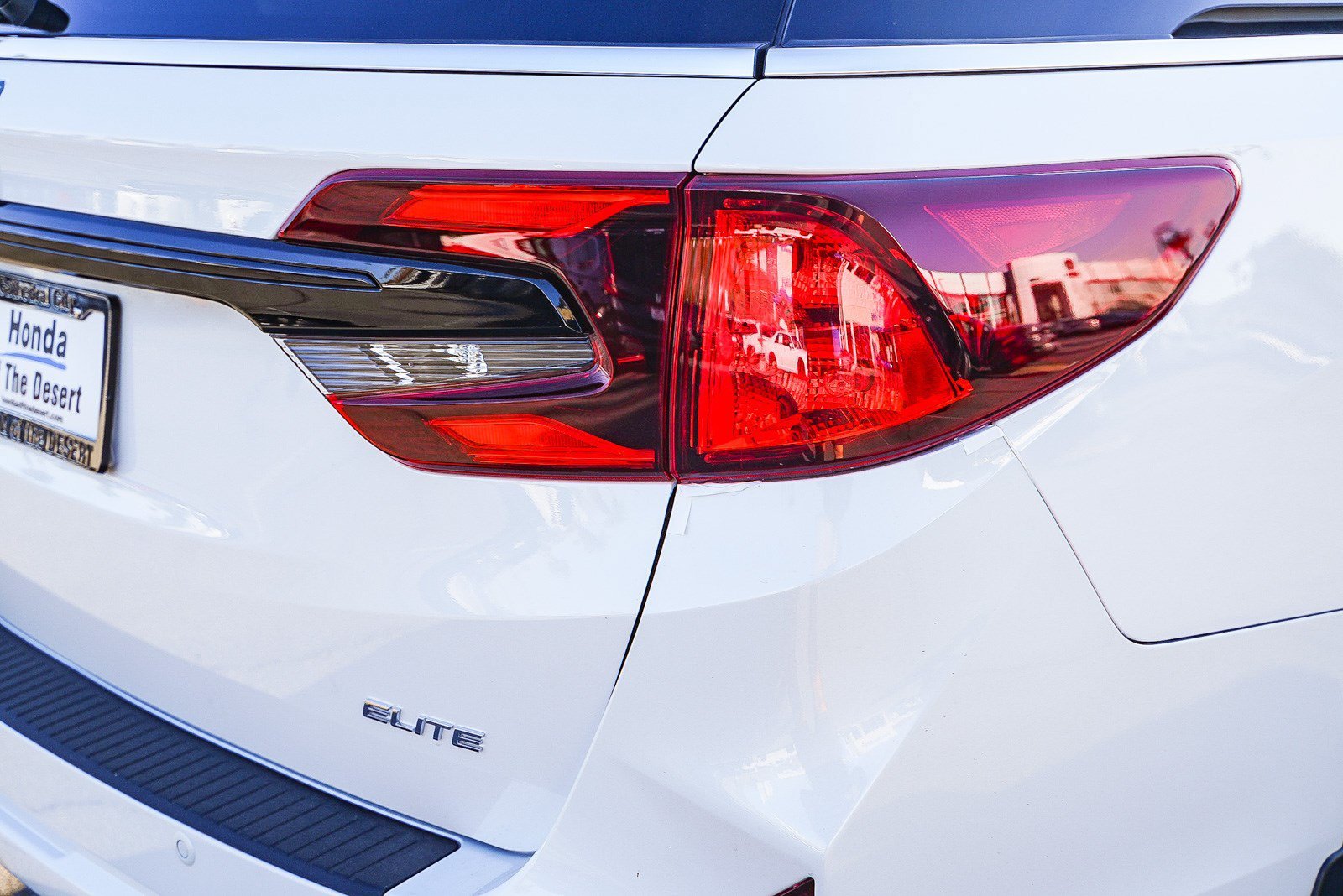 New 2027 Platinum White Pearl Honda Elite image 9